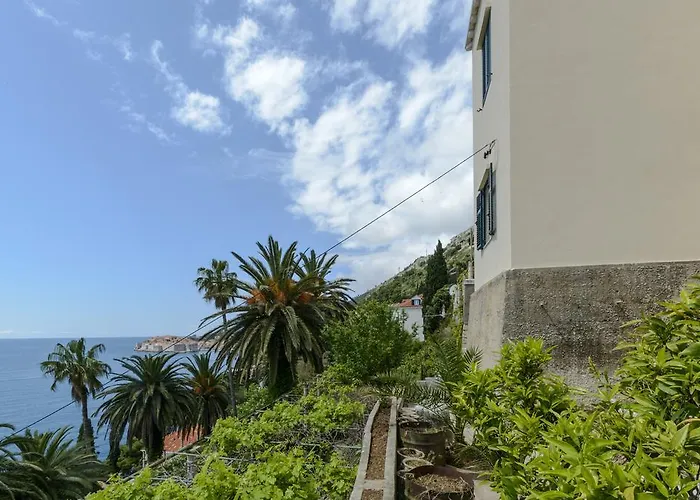 公寓 布历公寓 *