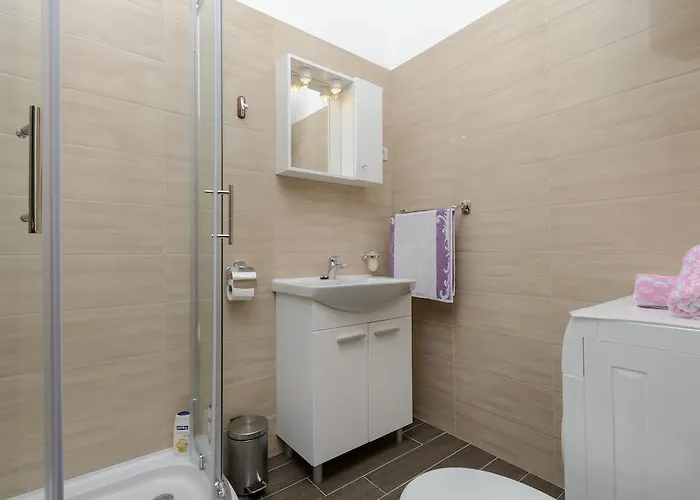 公寓 布历公寓 *